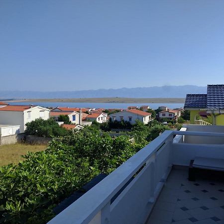 Apartmani Deak Vir Luaran gambar